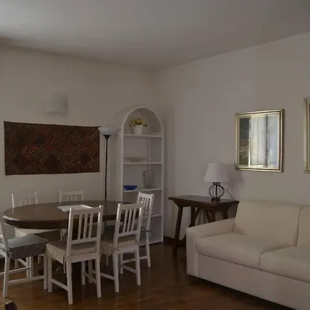 Leda Apartment La Spezia