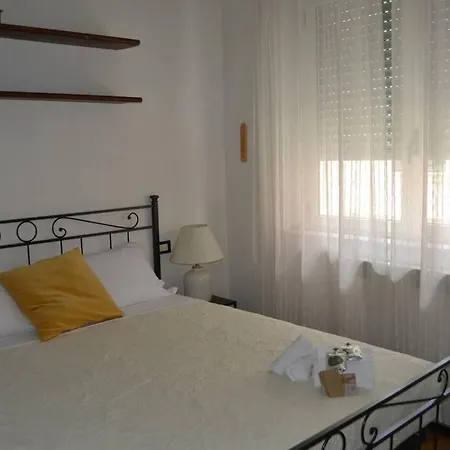 Apartment Leda